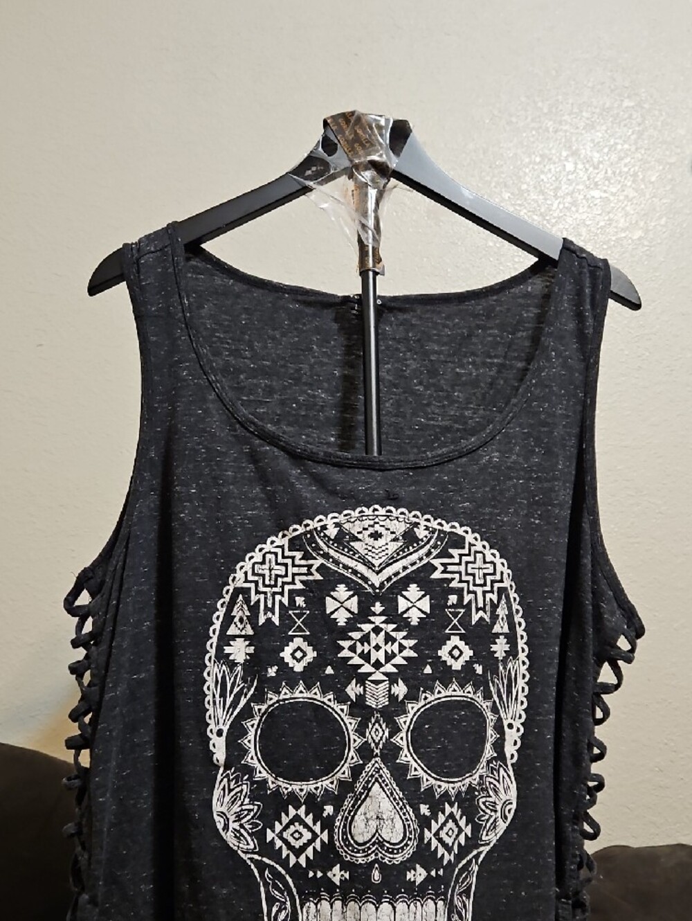 torrid Charcoal Tank with White Sugar Skull Graphic - Picture 2 of 7